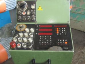 Широко-универсальный фрезерный станок МАНО 600