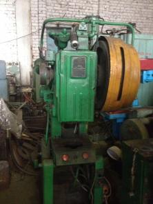 Однокривошипный наклоняемый пресс КД2320