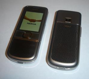 Nokia 8800 arbone,  Vertu, I-Phone 3G,   2  .  .  .