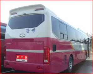   Hyundai Universe Luxury  2007/10     110,000km.  2  