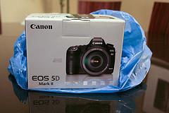 F/S...Canon EOS 1Ds Mark III/Canon EOS-5D/Nikon D700/Nikon D3x