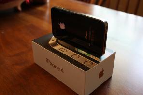 Apple iphone 4HD 32GB factory unlocked