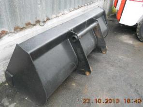     BOBCAT T40140 2007.