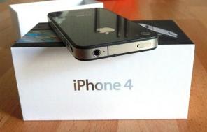  2  1   Iphone 4G 32GB