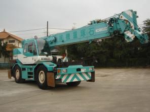 Японский кран Kobelco RK250-5.