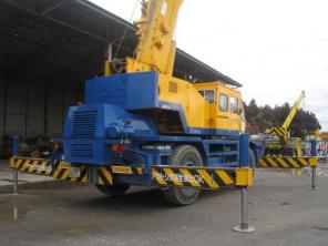 Кран колесный KATO KR35H-3