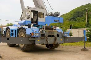 Самоходный кран TADANO TR-500EX