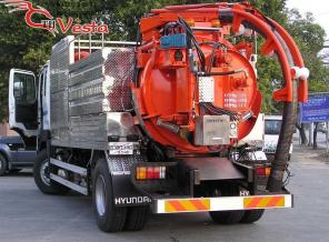Продаётся вакуумная машина на базе Hyundai HD170 2011 год