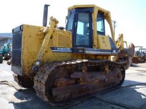 Продается бульдозер Komatsu D135.