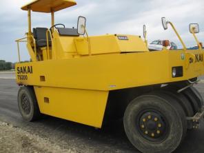    SAKAI TS200
