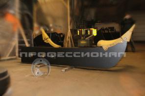    Komatsu, Caterpillar, New Holland    .