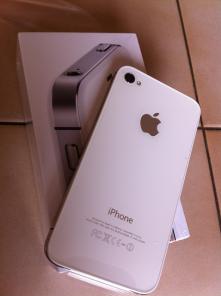 Apple, iphone 4S 64    $ 550USD,  3 ,  1 