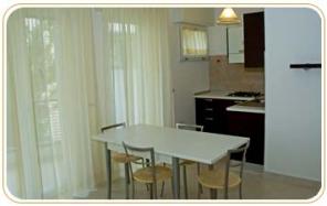 Сдаются аппартаменты в Риччоне ( Italy, Riccione) на летний сезон 2012