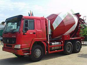 Продам автобетоносмеситель HOWO 6x4 (2012г)