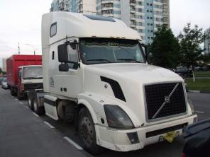  Volvo VNL