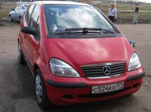 Mercedes A-140 красный, 2001г. в. , 126 т.км.