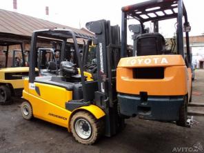  Toyota. JCB. bobcat. mitsubishi  