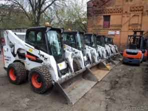  Toyota. JCB. bobcat. mitsubishi  