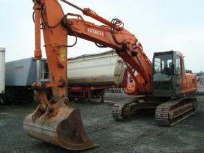   Hitachi ZX 210 2004.