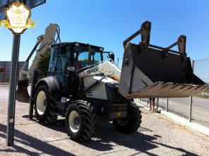 Экскаватор погрузчик Terex 860 доставка по РФ!