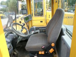   VOLVO L110 E 2004..