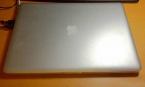 Apple MacBook Pro MC723 Early 2011 