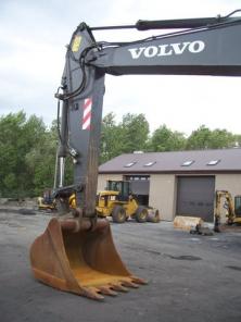   VOLVO EC 240 LC 2007.