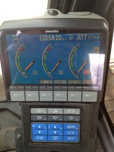   Komatsu PC210LC-8 2007. 