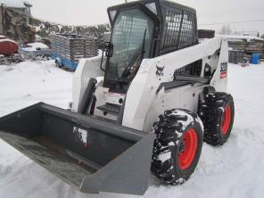 Продаю минипогрузчик Bobcat S220