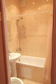 �������� �������� ����� � �����