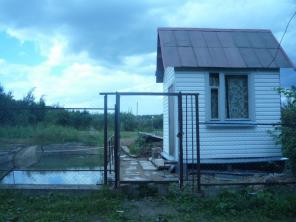 Участок с домиком 2х3м