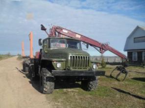 Лесовоз на базе Урал 43202 с г/манипулятором Atlas (Германия) и прицепом 2х роспуском .