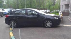 Chevrolet Cruze LS / LT Hatch 5D