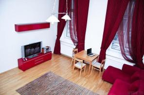 Сдается посуточно 3 комн на ул.Кирочная