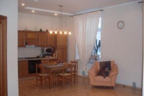 Сдается посуточно 2 комн на Большой Монетной