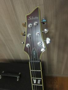Shecter C-1 Limited Edition  Peavey Vypyr 30
