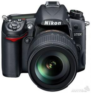 Nikon D7000 + 18-105 Nikkor VR KIT + 2-   16 Gb + 