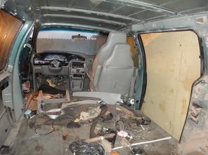     Chrysler Voyager  Dodge Caravan 1996-2000 ..