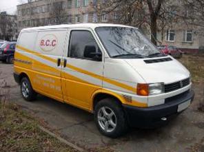  Volkswagen Transporter 17 000 USD