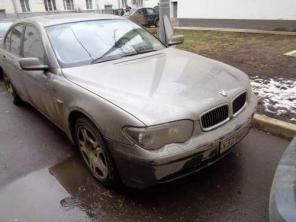 BMW 745 E65. ,  7 .  65