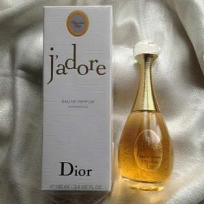  "J"adore"  Dior  !  