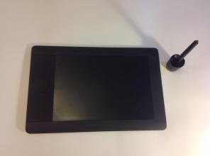   Wacom Intuos 5 touch M (PTH-650)