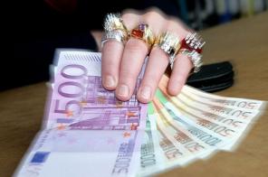 Хорошие кредитные программы для частных лиц.