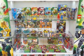 , ,  , Lego, Furby Boom, Sylvanian Families