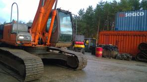   Hitachi ZX200  .  ,   16 