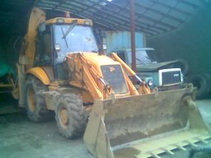  -    JCB-3CX