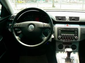    Volkswagen Passat B6 Limousine Tiptronic   .