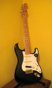  Fender Stratocaster MIJ 1957 Reissue