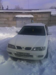  Nissan Primera 1,6 98 ..