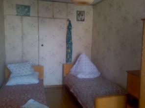 Квартиру двухкомнатную сдам на Зорге за 9500